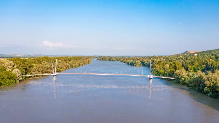 Építési engedélyt kapott Magyarország első kerékpáros Duna-hídja: a Szentendrei-szigetre vezet majd