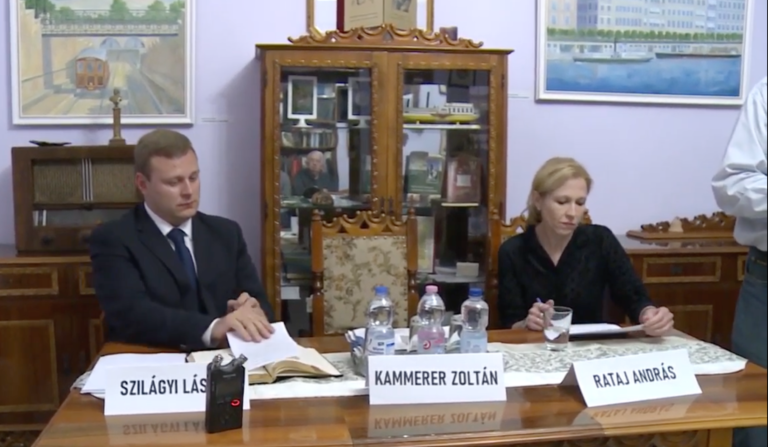 Hét ember előtt „vitázott” önmagával Szilágyi László